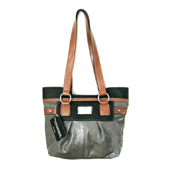 Harve Benard Handbags - Harve Benard Shoulder Bag. NWT